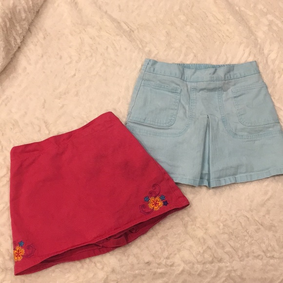 Bundle of Cute Girl’s colored denim skirts 6 6x/7 - Picture 2 of 8